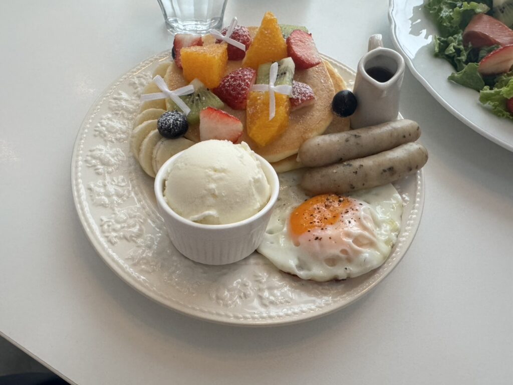 ランチ【美谷 優里亜】