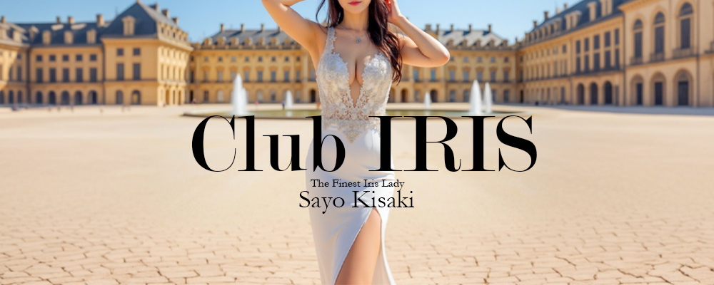 その微笑みは、至高の静寂。